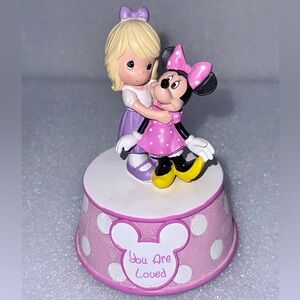 DISNEY SHOWCASE Precious Moments You Are Loved Minnie Musical